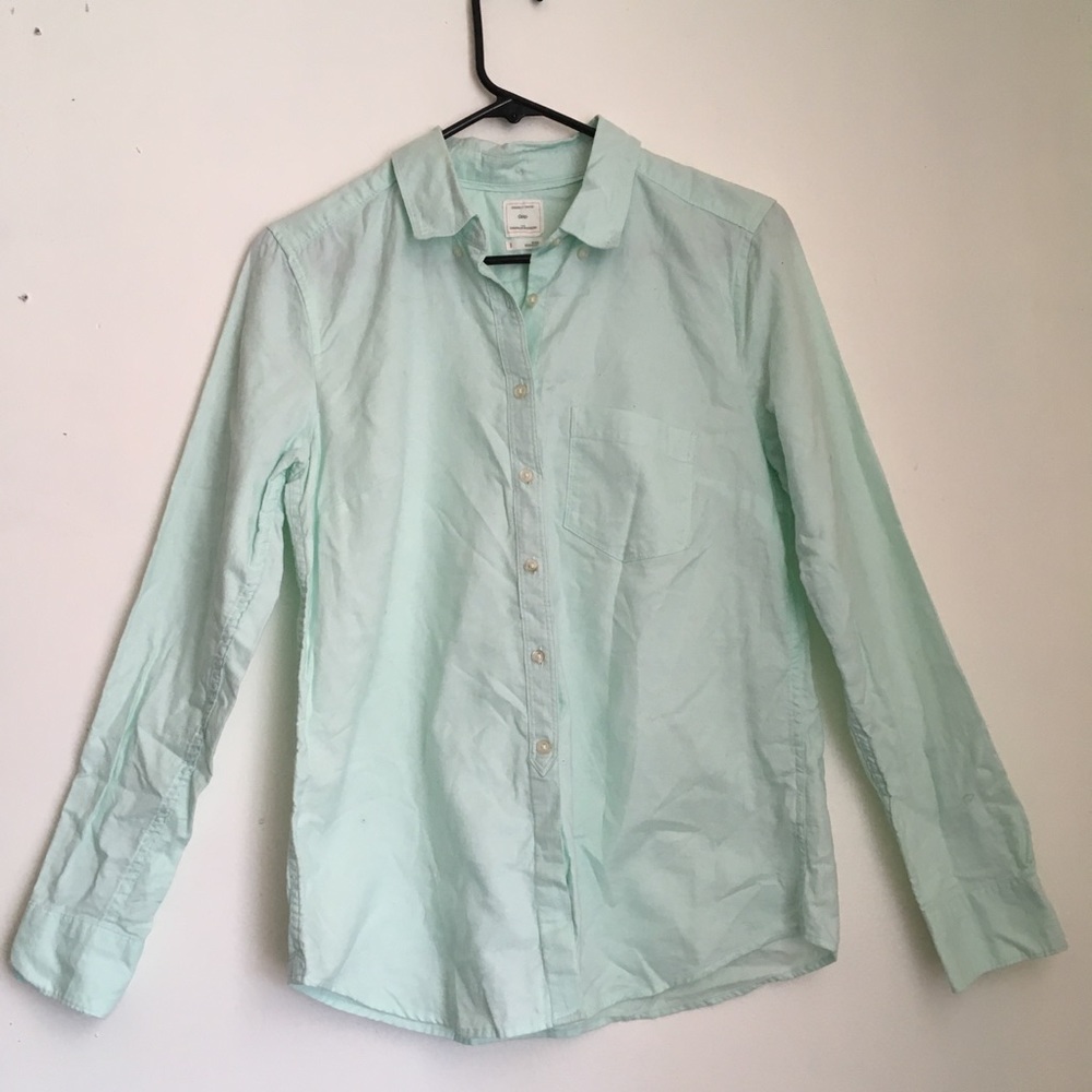 gap sunken boyfriend button down